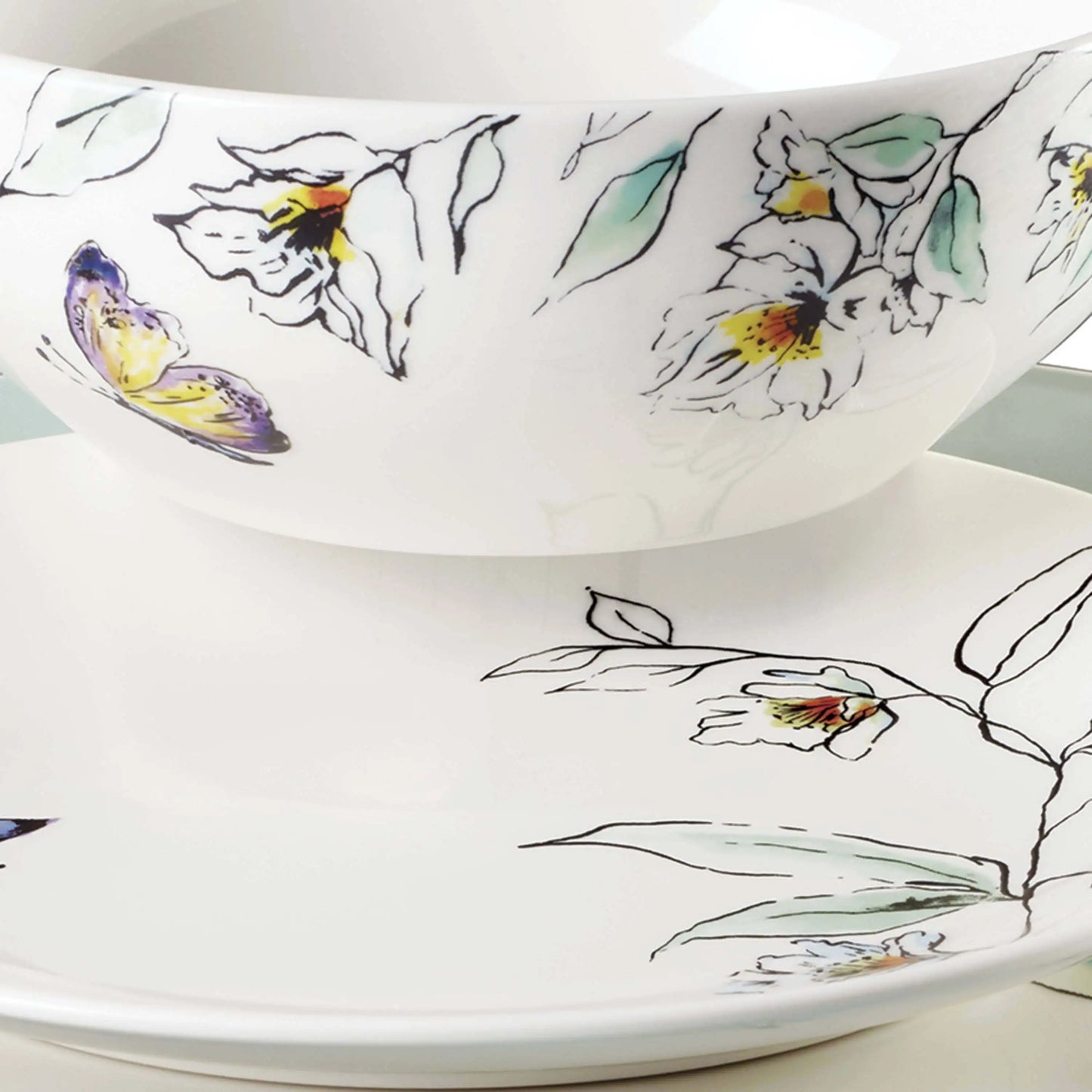 Dinnerware Set